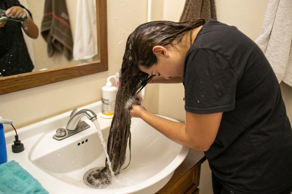 wash hair extensions